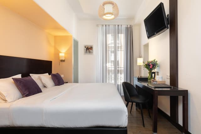 Deluxe Double or Twin Room · photo 3