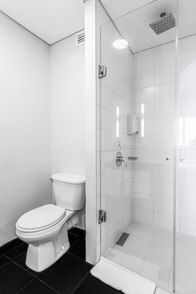 Standard Twin Room · photo 8