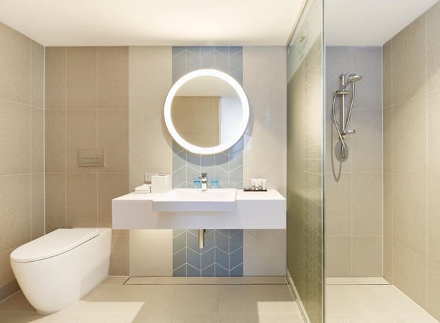 Habitación Estándar con Cama King y Espacio Adicional - Desayuno Gratuito · foto 2