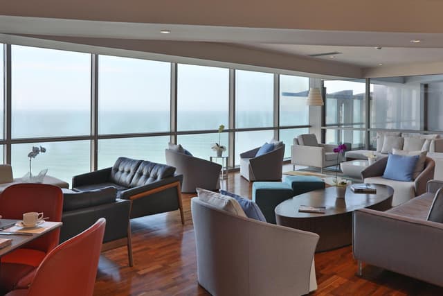 Classic Queen Room with Two Queen Beds and Ocean View · photo 5