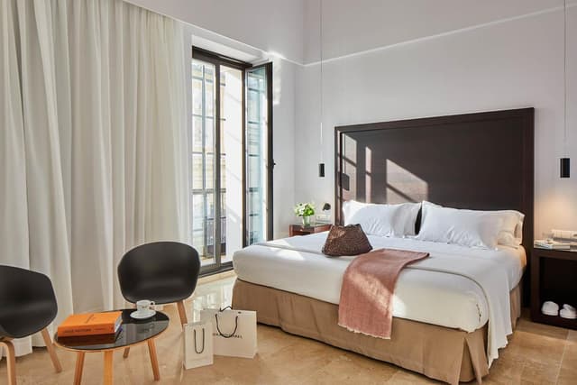 Double or Twin Room (1-2 Adults) · photo 1