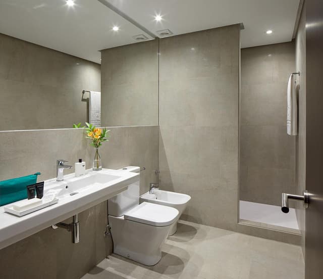 Superior Double or Twin Room (1-2 Adults) · photo 6