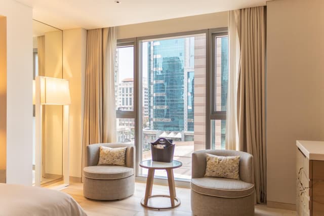 City View Room - King Bed · photo 2