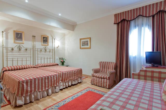 Double or Twin Room with Extra Bed · photo 1