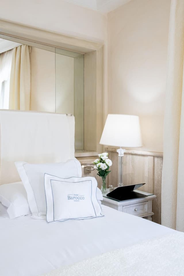 Classic Double Room · photo 5