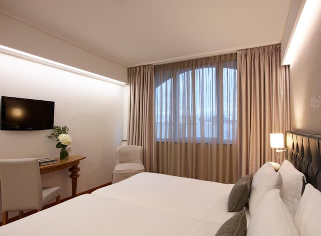 Superior Room Atrium View · photo 1