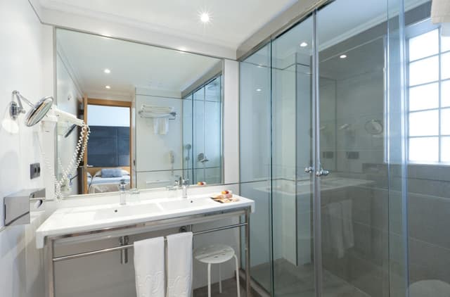 Double or Twin Room · photo 2