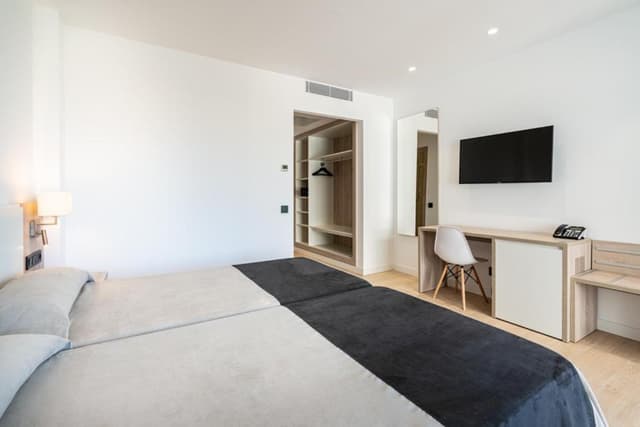 Double Room with Side Sea View · photo 4