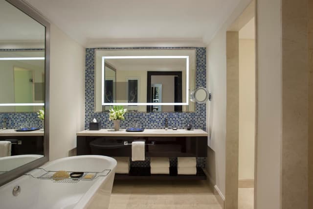 King Room with City View · photo 3