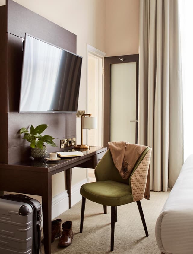 Classic King Room · photo 3