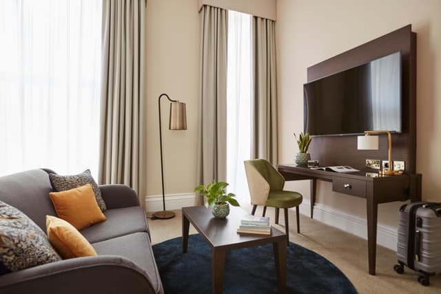Superior King Room · photo 5