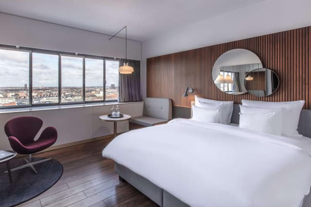 Collection Superior Room with Skyline View · photo 1