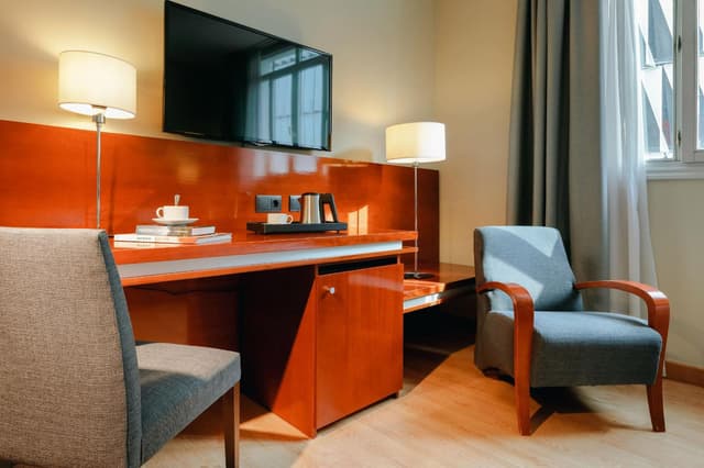 Double or Twin Room · photo 3