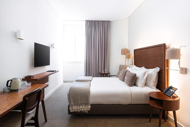 Classic Double or Twin Room · photo 3