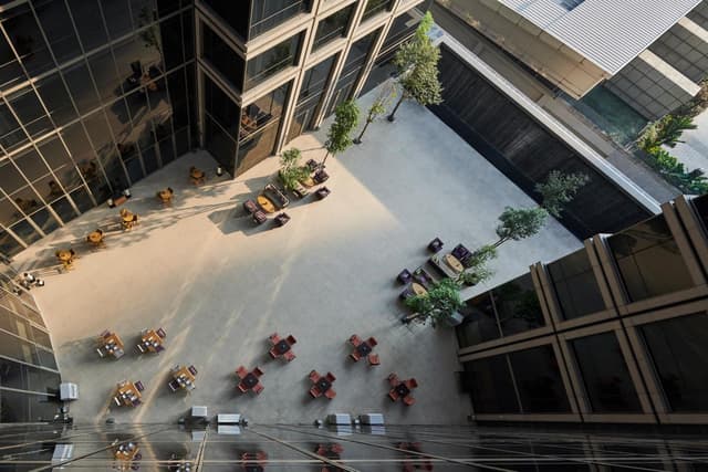 Courtyard Oasis Twin · photo 5