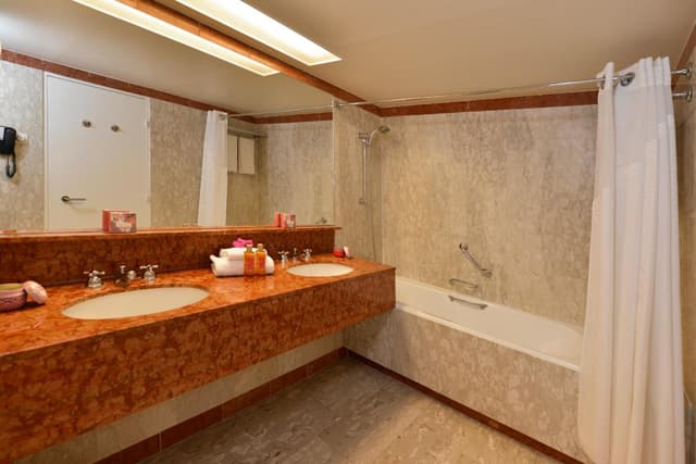 Standard Room · photo 4