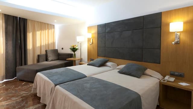 Double Room with Side Sea View · photo 1