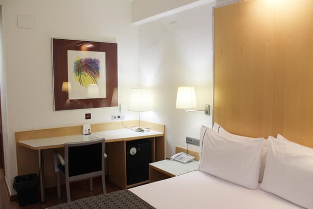 Small Double Room · photo 1