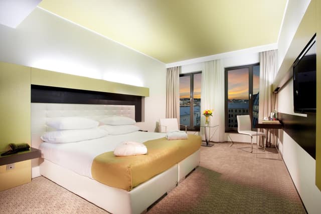Double Or Twin Room · photo 1