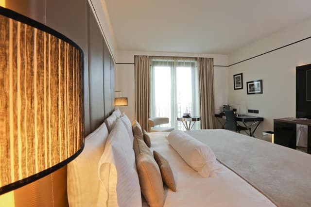 The Level Room with Executive Lounge Access · photo 8