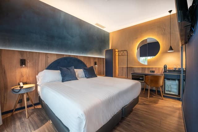 Double or Twin Room · photo 2