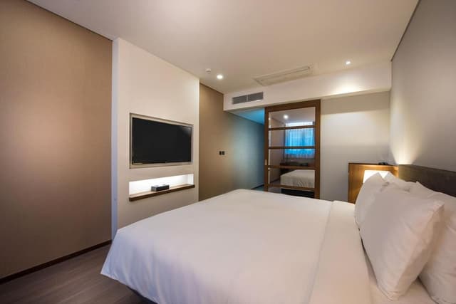 Standard King Room · photo 2