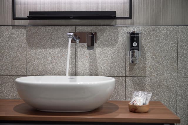 City Comfort Room · photo 2