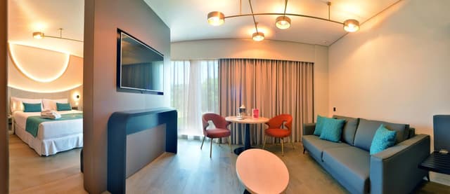 Family Suite Deluxe (2 adults) · photo 3