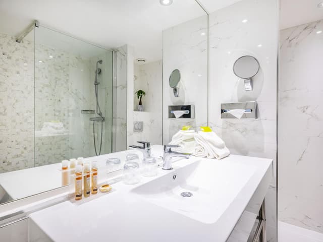 Habitación Doble Clásica con Desayuno Gratuito · foto 3