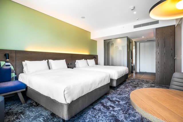 Habitación Estándar con Dos Camas Queen - Desayuno Gratuito · foto 6