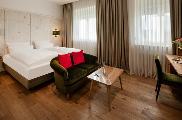 Standard Double or Twin Room · photo 1