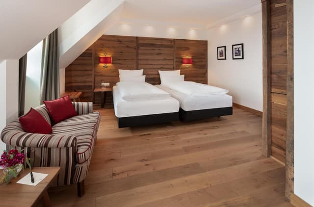 Superior Double or Twin Room · photo 7