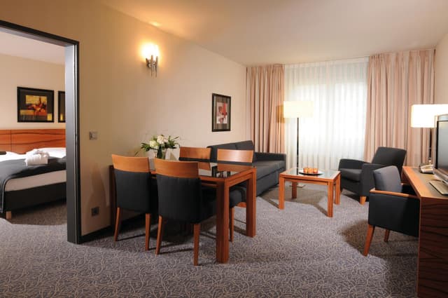 Senior Suite · photo 1