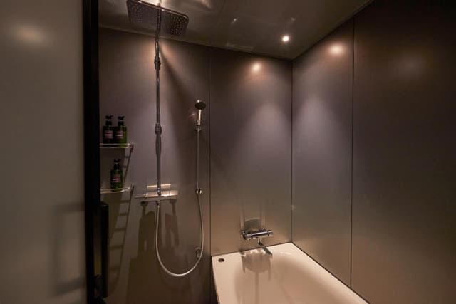 Habitación Doble Deluxe (con cama extra para 3 adultos) · foto 4