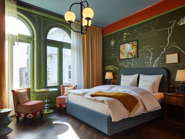 Large Room · photo 1