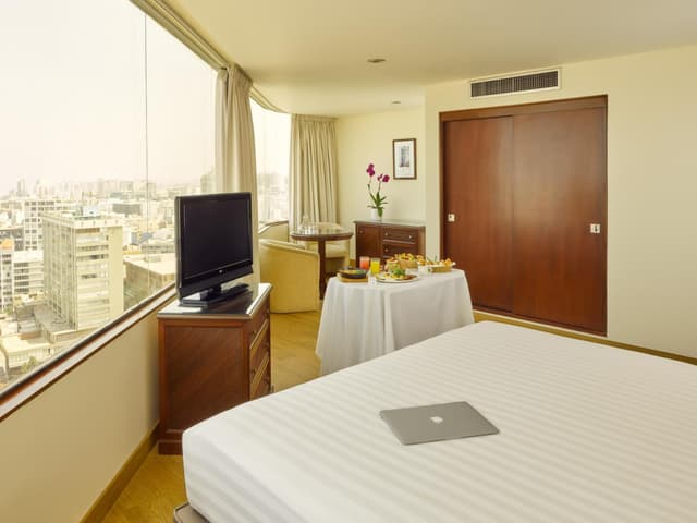 Superior King Room · photo 6