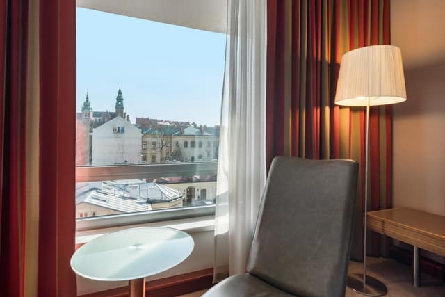 Superior Room with Old Town View · photo 3