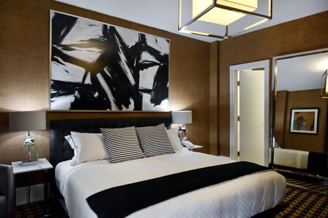 Deluxe King Room · photo 2