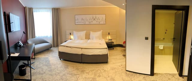 Standard Double or Twin Room · photo 4