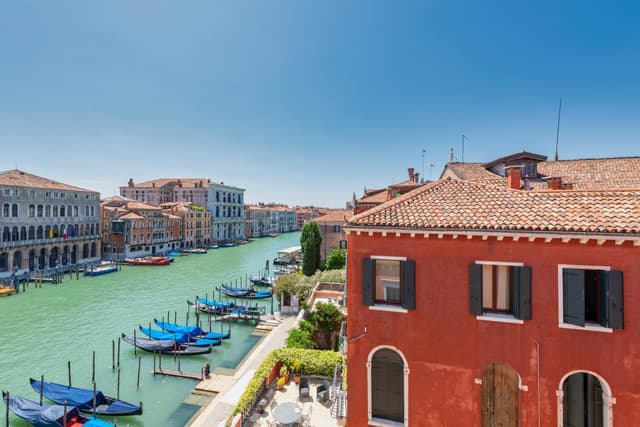 Deluxe Double Room with partial Canal View · foto 6