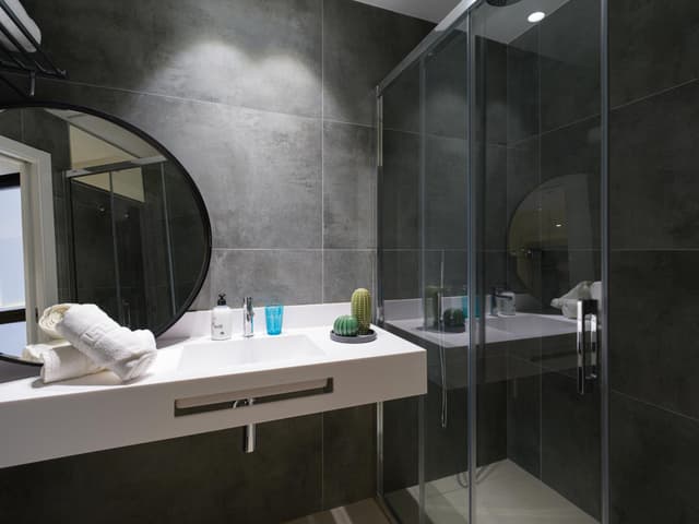 Standard Double Room · photo 8