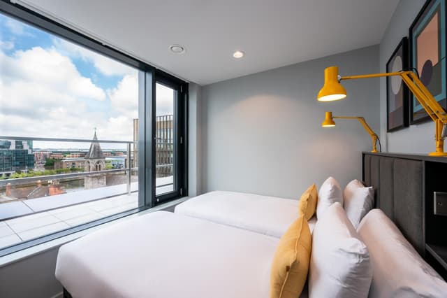 One Bedroom Apartment · photo 6