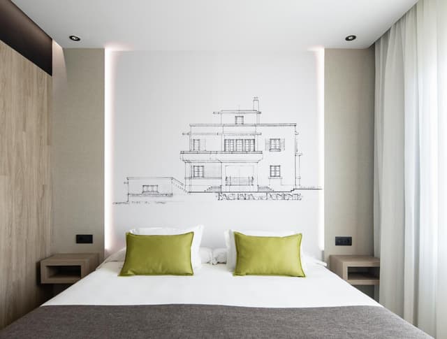 Double or Twin Room · photo 8