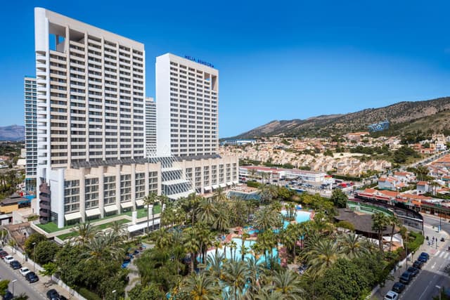 Melia Room Skyline Views · photo 3