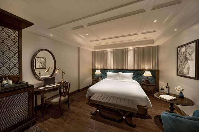 Deluxe Double Room with Internal Window · photo 1
