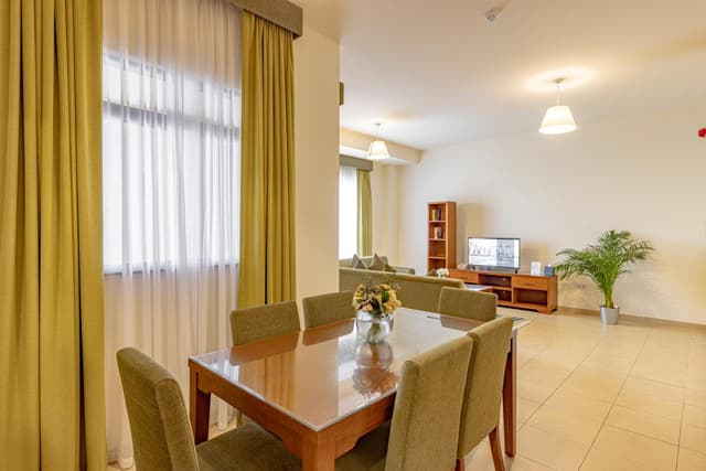 One Bedroom Apartment - Sea View - 25% off on F&B, Just Steps from JBR Beach · photo 4