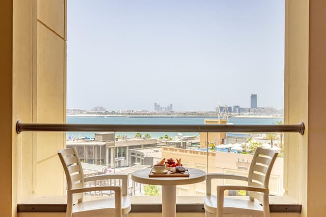 One Bedroom Apartment - Sea View - 25% off on F&B, Just Steps from JBR Beach · photo 2