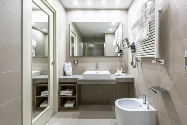 Double or Twin Room · photo 3