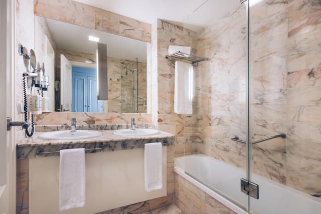 Double Room · photo 4