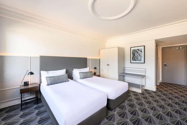 Savoy Twin · photo 5